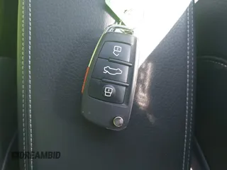 2020 Audi A3 Premium z VIN WAUAUGFFXLA002962, wystawiony jako IAAI lot #42138035 z przebiegiem 22 456 mil mil oraz . Historia ofert i sprzedaży dostępna na DreamBid. Obrazek 11.