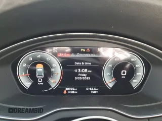 2023 Audi Q5 S line Prestige z VIN WA1FAAFY5P2029982, wystawiony jako Copart lot #58247295 z przebiegiem 30 930 mil mil oraz Szkoda całkowita • Salvage title. Historia ofert i sprzedaży dostępna na DreamBid. Obrazek 9.