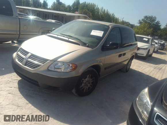 2005 Dodge Caravan SE with VIN 1D4GP25B25B410300, listed as a IAAI auction lot 42117541 with 34,596 mi miles and . Bid and sale history available at DreamBid. Image 2.