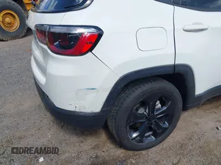 2021 Jeep Compass Altitude с VIN 3C4NJDBB5MT543426, выставлен на аукционе IAAI как лот 42124318 с пробегом 53 341 миль миль и . История ставок и продаж доступна на DreamBid. Изображение 18.