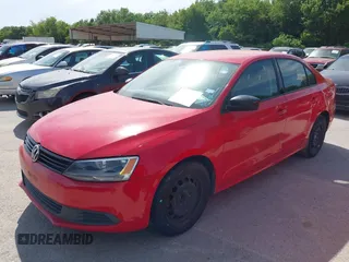 2012 Volkswagen Jetta S с VIN 3VW2K7AJ2CM346570, выставлен на аукционе IAAI как лот 42265230 с пробегом 171 919 миль миль и . История ставок и продаж доступна на DreamBid. Изображение 2.