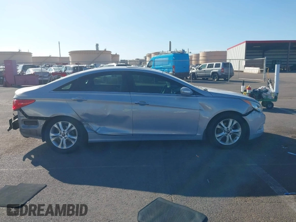 2013 Hyundai Sonata Limited with VIN 5NPEC4AC8DH532358, listed as a IAAI auction lot 41189414 with 61,069 mi miles and . Bid and sale history available at DreamBid. Image 14.