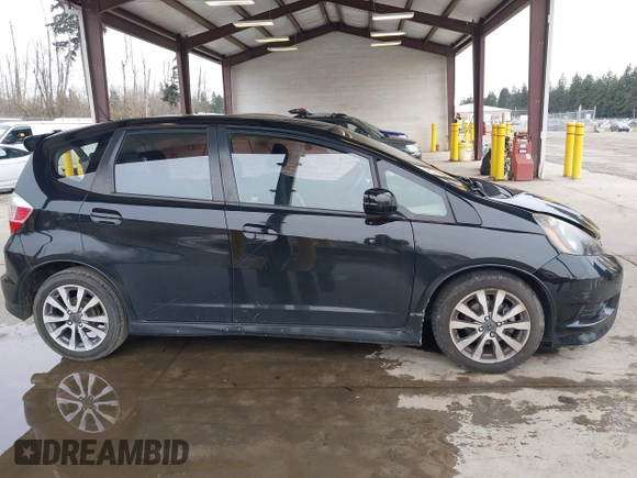 2013 Honda Fit Sport с VIN JHMGE8H59DC042068, выставлен на аукционе IAAI как лот 41803884 с пробегом 128 223 миль миль и . История ставок и продаж доступна на DreamBid. Изображение 13.