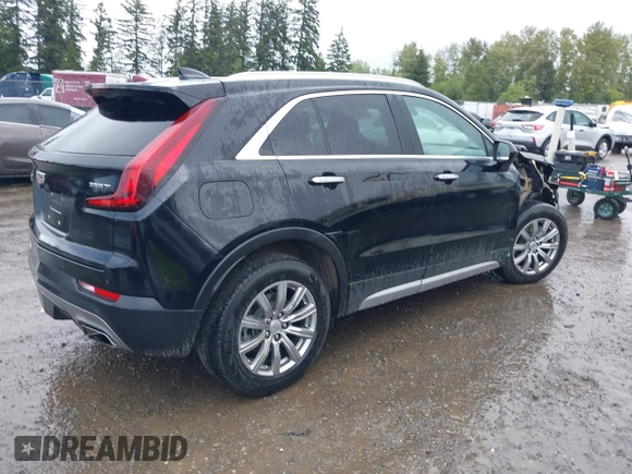 2020 Cadillac XT4 AWD Premium Luxury z VIN 1GYFZDR45LF049638, wystawiony jako IAAI lot #42216996 z przebiegiem 82 760 mil mil oraz . Historia ofert i sprzedaży dostępna na DreamBid. Obrazek 4.
