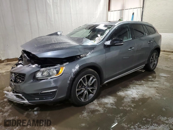 2017 Volvo V60 z VIN YV440MWK5H1025139, wystawiony jako Copart lot #42007303 z przebiegiem 137 448 mil mil oraz . Historia ofert i sprzedaży dostępna na DreamBid. Obrazek 1.