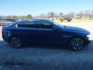 2018 Jaguar XE 25t Prestige with VIN SAJAK4FXXJCP36634, listed as a IAAI auction lot 41661035 with 56,099 mi miles. Bid and sale history available at carsss.com. Image 14.