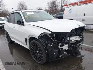 2024 BMW X5 xDrive40i z VIN 5UX23EU04R9V15176, wystawiony jako IAAI lot #41788597 z przebiegiem Nie podano mil oraz . Historia ofert i sprzedaży dostępna na DreamBid. Obrazek 1.