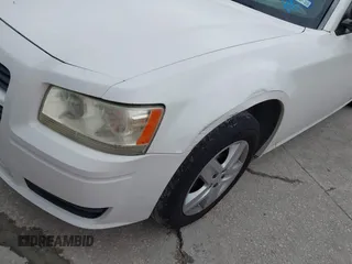 2008 Dodge Magnum z VIN 2D4FV47T28H237537, wystawiony jako IAAI lot #42422634 z przebiegiem 161 252 mil mil oraz . Historia ofert i sprzedaży dostępna na DreamBid. Obrazek 6.
