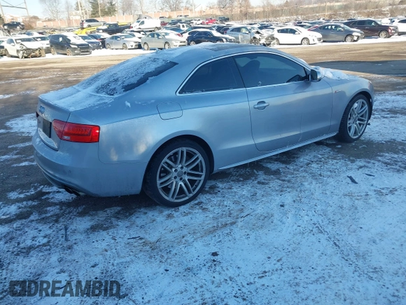 2015 Audi S5 Premium Plus with VIN WAUCGAFR8FA039309, listed as a IAAI auction lot 41363365 with 130,930 mi miles. Bid and sale history available at carsss.com. Image 4.