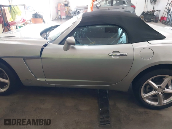 2008 Saturn Sky Red Line with VIN 1G8MG35X68Y110286, listed as a IAAI auction lot 41369239 with 39,153 mi miles. Bid and sale history available at carsss.com. Image 14.