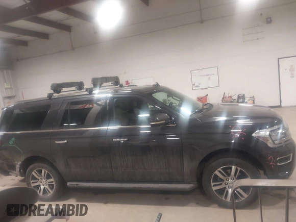 2024 Ford Expedition Max Limited z VIN 1FMJK2A87REA19915, wystawiony jako IAAI lot #41631282 z przebiegiem 37 606 mil mil oraz . Historia ofert i sprzedaży dostępna na DreamBid. Obrazek 13.