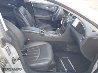2006 Mercedes-Benz CLS-Class with VIN WDDDJ75X16A052145, listed as a IAAI auction lot 41644115 with 15 mi miles. Bid and sale history available at carsss.com. Image 5.