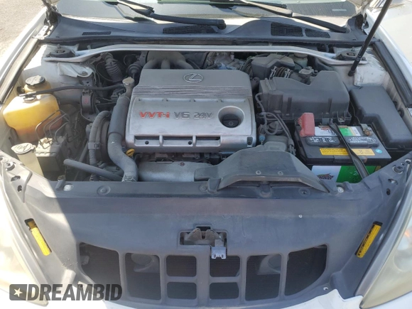 2003 Lexus ES 300 with VIN JTHBF30G130108328, listed as a Copart auction lot 51661795 with 138,204 mi miles and Salvage Title. Bid and sale history available at DreamBid. Image 12.