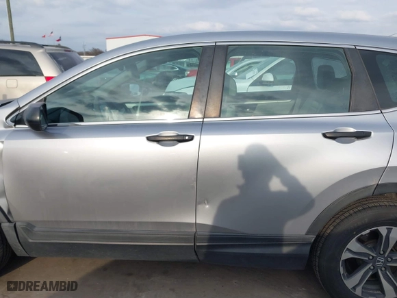 2018 Honda CR-V LX with VIN 2HKRW6H37JH213670, listed as a IAAI auction lot 41596374 with 96,105 mi miles. Bid and sale history available at carsss.com. Image 15.