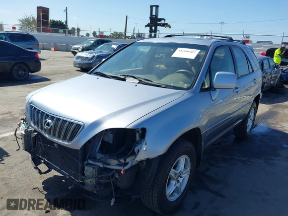 2002 Lexus RX with VIN JTJGF10U720140178, listed as a IAAI auction lot 41686562 with 166,211 mi miles. Bid and sale history available at carsss.com. Image 2.