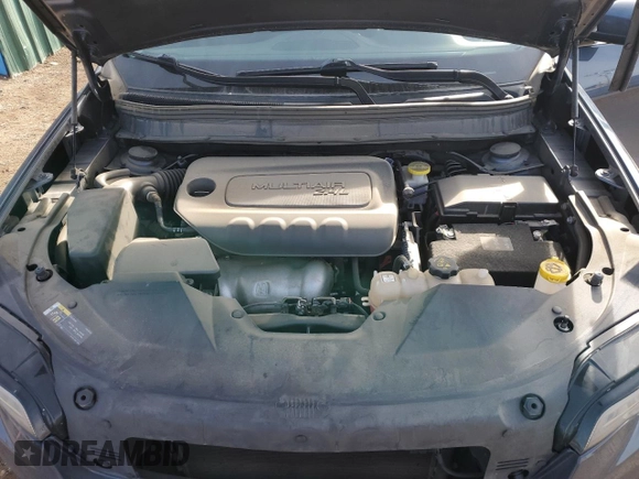 2019 Jeep Cherokee Latitude with VIN 1C4PJMCB8KD417815, listed as a Copart auction lot 84108154 with 43,129 mi miles and Salvage Title. Bid and sale history available at carsss.com. Image 12.