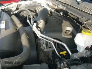 2018 Ram 1500 Laramie z VIN 1C6RR6VT1JS250301, wystawiony jako IAAI lot #42736798 z przebiegiem 93 532 mil mil oraz . Historia ofert i sprzedaży dostępna na DreamBid. Obrazek 19.