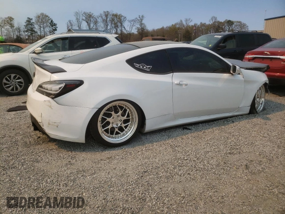 2015 Hyundai Genesis Coupe 3.8L Base z VIN KMHHT6KJ8FU125201, wystawiony jako Copart lot #50870815 z przebiegiem 139 802 mil mil oraz Szkody całkowita. Historia ofert i sprzedaży dostępna na DreamBid. Obrazek 3.