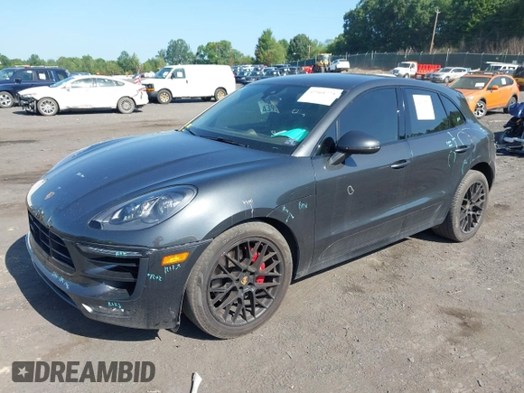 2018 Porsche Macan GTS z VIN WP1AG2A57JLB64544, wystawiony jako IAAI lot #42561773 z przebiegiem 59 400 mil mil oraz . Historia ofert i sprzedaży dostępna na DreamBid. Obrazek 17.