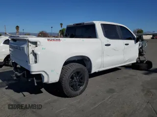 2020 Chevrolet Silverado 1500 LT Trail Boss with VIN 3GCPYFEL9LG335027, listed as a Copart auction lot 88812685 with 44,674 mi miles and Salvage Title. Bid and sale history available at carsss.com. Image 3.