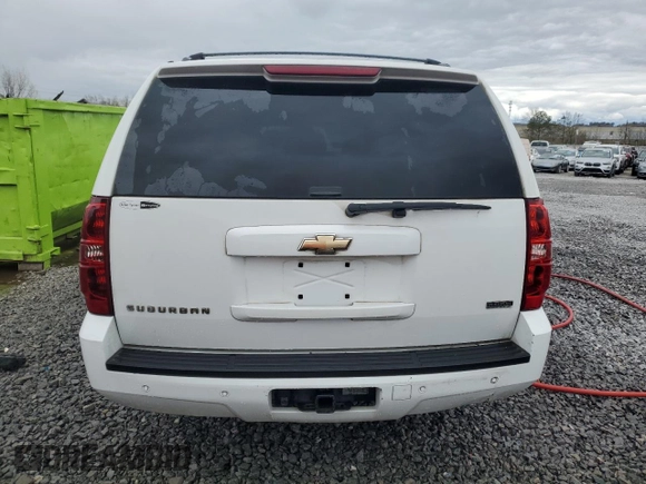 2010 Chevrolet Suburban LT z VIN 1GNUCJE02AR100256, wystawiony jako Copart lot #49978905 z przebiegiem 257 826 mil mil oraz Szkoda całkowita • Salvage title. Historia ofert i sprzedaży dostępna na DreamBid. Obrazek 6.