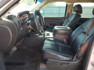 2011 Chevrolet Silverado 1500 LT with VIN 3GCPKSE30BG192400, listed as a Copart auction lot 53312825 with 150,661 mi miles and Salvage Title. Bid and sale history available at DreamBid. Image 7.
