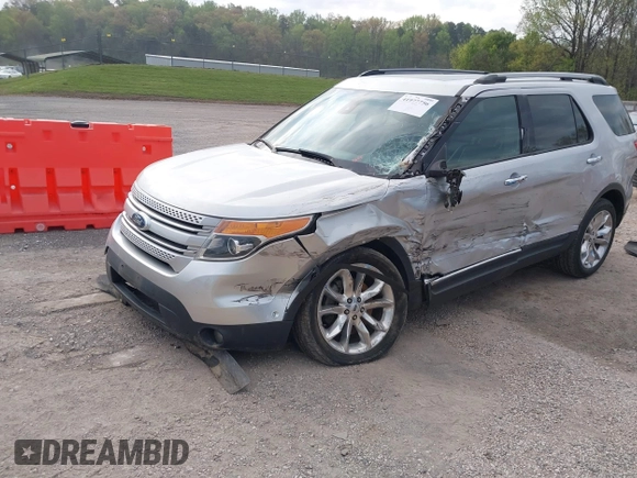 2015 Ford Explorer Limited with VIN 1FM5K7F82FGA99499, listed as a IAAI auction lot 41977756 with 195,622 mi miles and . Bid and sale history available at carsss.com. Image 2.