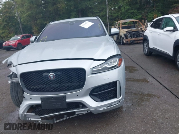 2017 Jaguar F-Pace 35t R-Sport with VIN SADCL2BV3HA893851, listed as a IAAI auction lot 40369832 with 67,313 mi miles and . Bid and sale history available at DreamBid. Image 13.