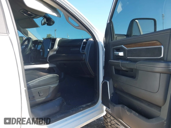 2024 Ram 2500 Laramie with VIN 3C6UR5FL6RG181448, listed as a IAAI auction lot 42039171 with 13,308 mi miles and . Bid and sale history available at DreamBid. Image 5.