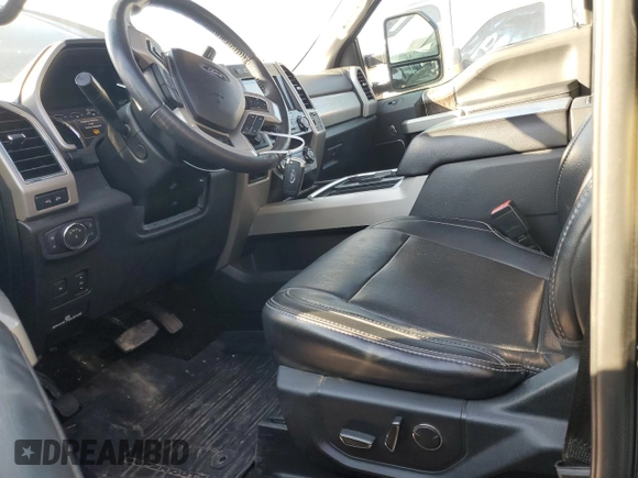 2018 Ford F-450 z VIN 1FT9W4DT1JED24368, wystawiony jako Copart lot #73235634 z przebiegiem 65 774 mil mil oraz Szkoda całkowita • Salvage title. Historia ofert i sprzedaży dostępna na DreamBid. Obrazek 7.