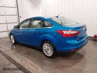 2012 Ford Focus SEL with VIN 1FAHP3H21CL451033, listed as a IAAI auction lot 41968123 with 39,796 mi miles. Bid and sale history available at carsss.com. Image 3.