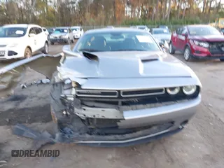 2016 Dodge Challenger SXT с VIN 2C3CDZAG0GH344813, выставлен на аукционе IAAI как лот 41091908 с пробегом 105 813 миль миль и . История ставок и продаж доступна на DreamBid. Изображение 12.