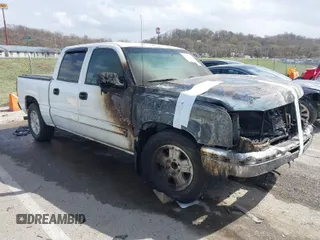 2006 Chevrolet Silverado 1500 LT1 with VIN 2GCEC13T461175728, listed as a IAAI auction lot 41837974 with Not Provided miles. Bid and sale history available at carsss.com. Image 1.