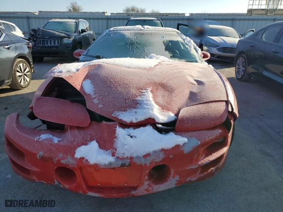 1998 Pontiac Firebird Formula with VIN 2G2FV22G8W2217809, listed as a Copart auction lot 82886224 with 0 miles and Salvage Title. Bid and sale history available at carsss.com. Image 5.