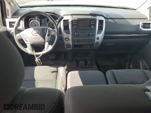 2017 Nissan Titan SV z VIN 1N6AA1EJ9HN543447, wystawiony jako Copart lot #57622105 z przebiegiem 105 975 mil mil oraz Nie do naprawy • Non repairable. Historia ofert i sprzedaży dostępna na DreamBid. Obrazek 8.