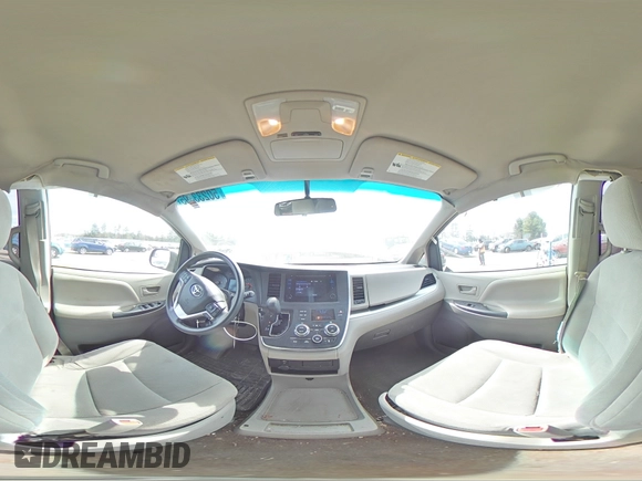 2016 Toyota Sienna L с VIN 5TDZK3DC9GS722856, выставлен на аукционе Copart как лот 50233395 с пробегом 89 225 миль миль и Списание • Salvage title. История ставок и продаж доступна на DreamBid. Изображение 14.