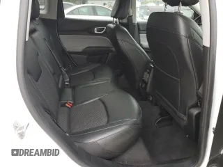 2022 Jeep Compass Altitude with VIN 3C4NJCBB0NT182568, listed as a Copart auction lot 85894384 with 43,571 mi miles and Salvage title. Bid and sale history available at DreamBid. Image 11.