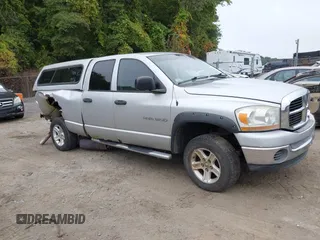 2006 Dodge 1500 SLT with VIN 1D7HU18NX6J213074, listed as a IAAI auction lot 40285571 with 227,170 mi miles. Bid and sale history available at carsss.com. Image 1.