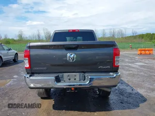 2024 Ram 2500 Big Horn with VIN 3C6UR5DL2RG101520, listed as a IAAI auction lot 42065398 with 34,611 mi miles. Bid and sale history available at carsss.com. Image 16.