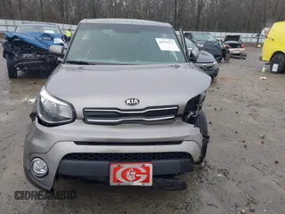 2018 Kia Soul + with VIN KNDJP3A50J7575221, listed as a IAAI auction lot 41576272 with 72,403 mi miles. Bid and sale history available at carsss.com. Image 13.