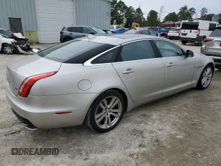 2017 Jaguar XJ with VIN SAJWJ2GDXH8W09509, listed as a Copart auction lot 47792345 with 148,052 mi miles and Clean Title. Bid and sale history available at carsss.com. Image 3.