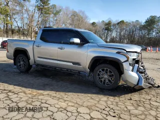 2023 Toyota Tundra Platinum с VIN 5TFNA5DB8PX080032, выставлен на аукционе Copart как лот 42723895 с пробегом 13 710 миль миль и Списание • Salvage title. История ставок и продаж доступна на DreamBid. Изображение 4.