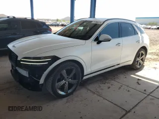 2022 Genesis GV70 Sport z VIN KMUMCDTC7NU038800, wystawiony jako Copart lot #71394474 z przebiegiem 40 933 mil mil oraz Szkoda całkowita • Salvage title. Historia ofert i sprzedaży dostępna na DreamBid. Obrazek 1.