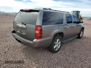 2013 Chevrolet Suburban LS with VIN 1GNSCHE02DR178623, listed as a Copart auction lot 54065035 with 238,990 mi miles and Clean Title. Bid and sale history available at carsss.com. Image 3.