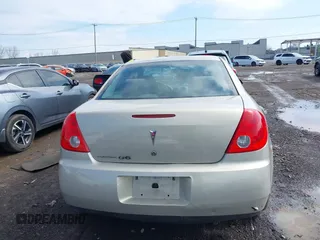 2009 Pontiac G6 1SA z VIN 1G2ZG57BX94154930, wystawiony jako IAAI lot #42205549 z przebiegiem 101 951 mil mil oraz . Historia ofert i sprzedaży dostępna na DreamBid. Obrazek 16.