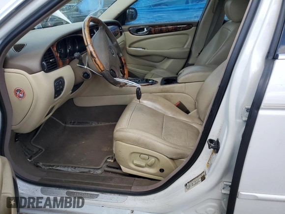2005 Jaguar XJ with VIN SAJWA79C15SG49108, listed as a Copart auction lot 73792084 with 180,343 mi miles and Clean Title. Bid and sale history available at carsss.com. Image 7.