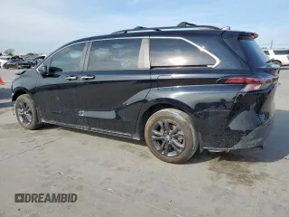 2024 Toyota Sienna LE with VIN 5TDCSKFC6RS122358, listed as a Copart auction lot 50565575 with 39,645 mi miles and Clean Title. Bid and sale history available at carsss.com. Image 2.