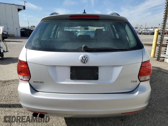2012 Volkswagen Jetta TDI w/Sunroof & Nav with VIN 3VWPL7AJ6CM664694, listed as a Copart auction lot 83121624 with 142,382 mi miles and Clean title. Bid and sale history available at DreamBid. Image 6.