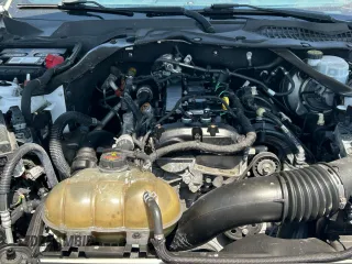 2018 Ford Mustang EcoBoost Premium with VIN 1FATP8UH0J5111777, listed as a Copart auction lot 58871775 with 101,573 mi miles and Clean title. Bid and sale history available at DreamBid. Image 7.