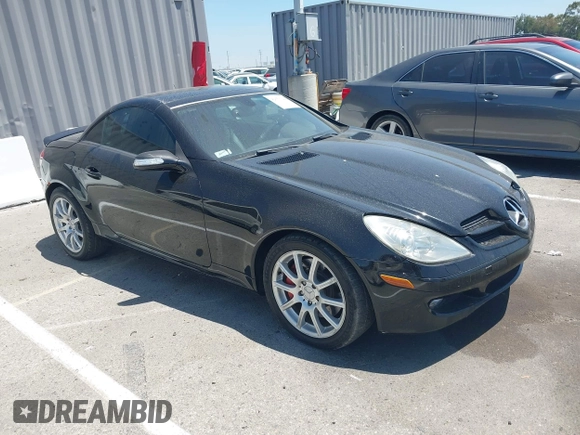 2005 Mercedes-Benz SLK 230/320 with VIN WDBWK56F25F079106, listed as a IAAI auction lot 42650322 with 134,161 mi miles and . Bid and sale history available at DreamBid. Image 1.